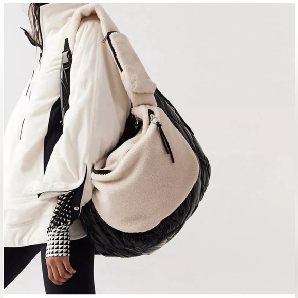 New Free People Movement Overachiever - Picture 2 of 6